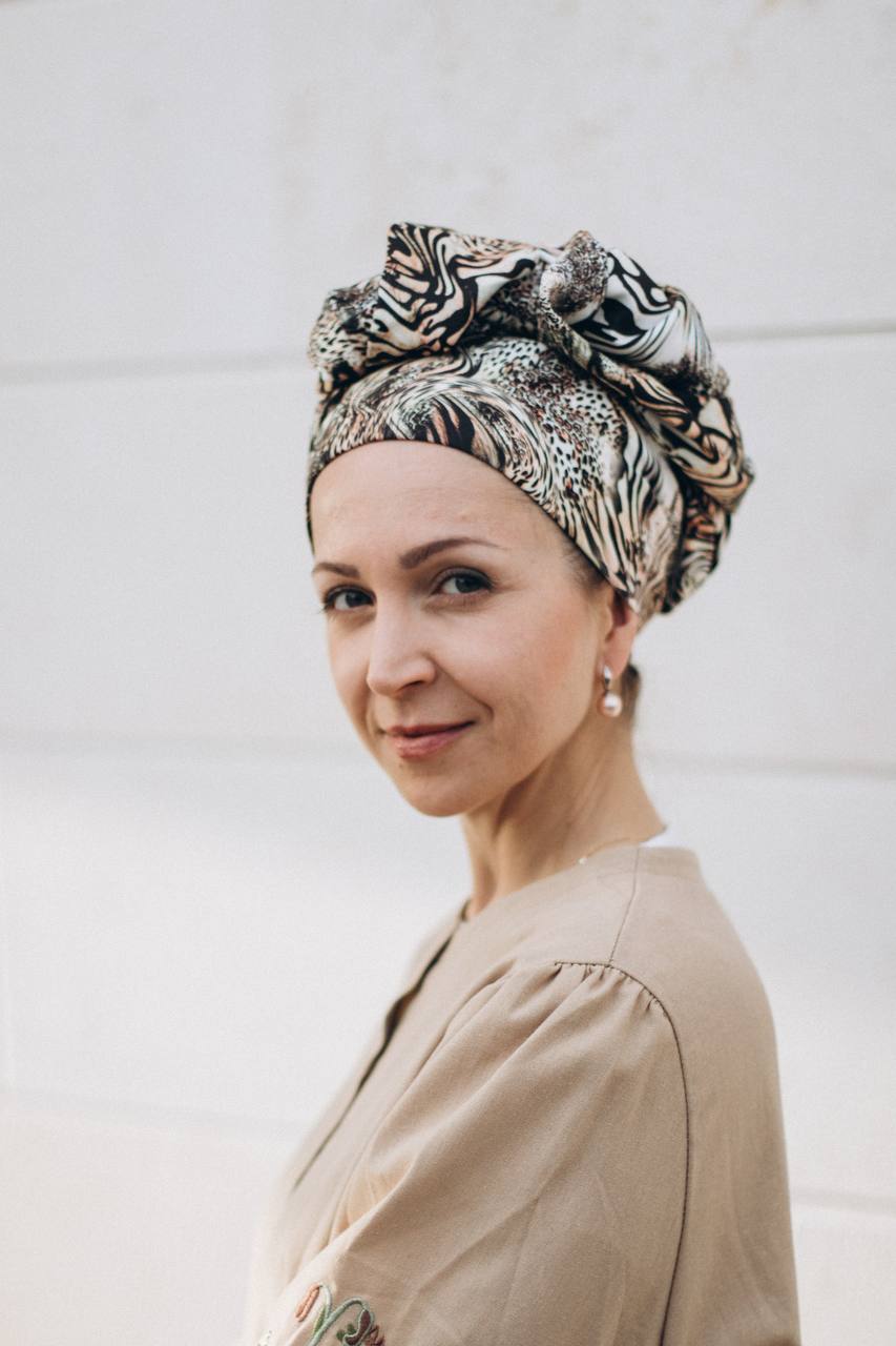 Леа Молодой